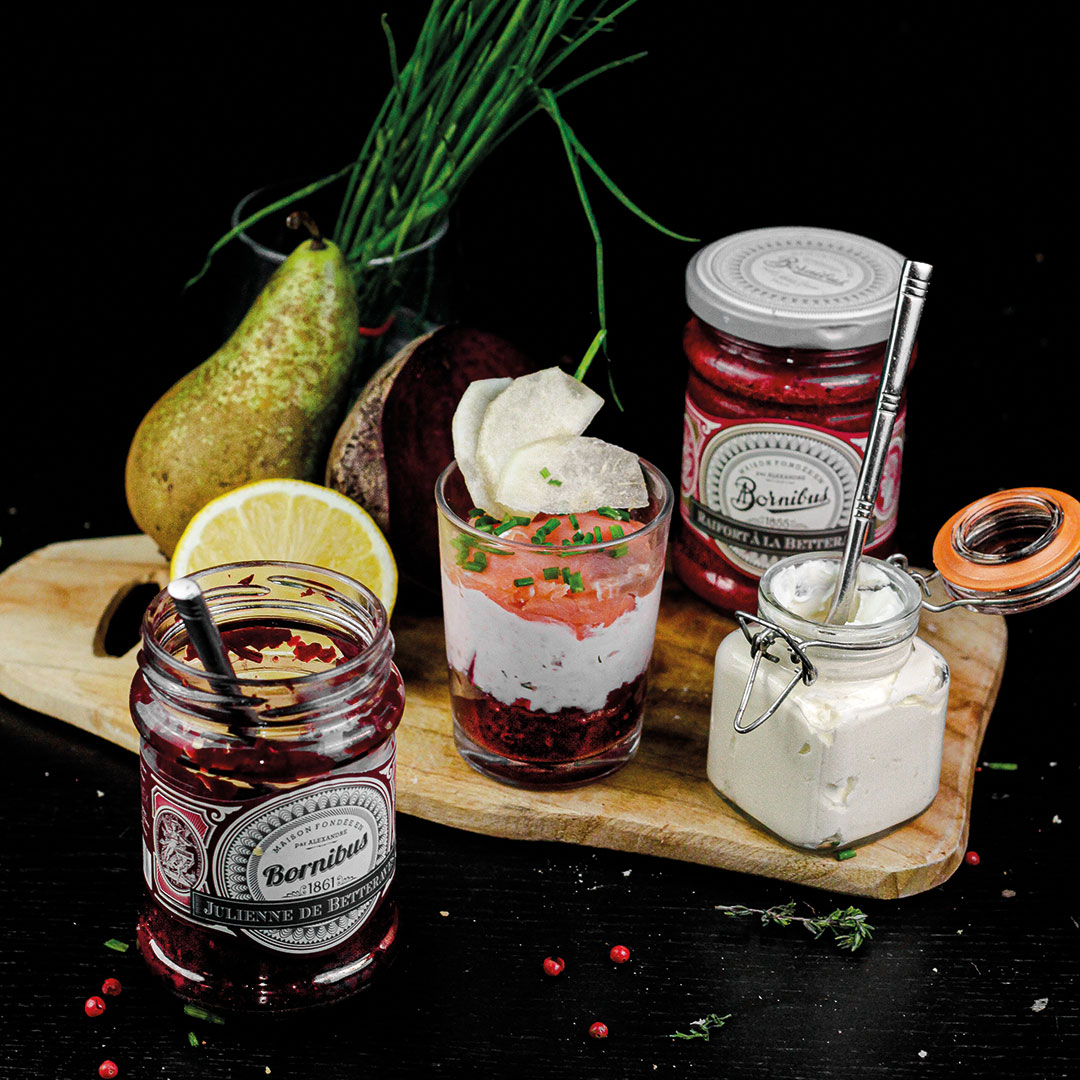 Verrine-de-saumon-julienne-et-raifort-de-betterave-2